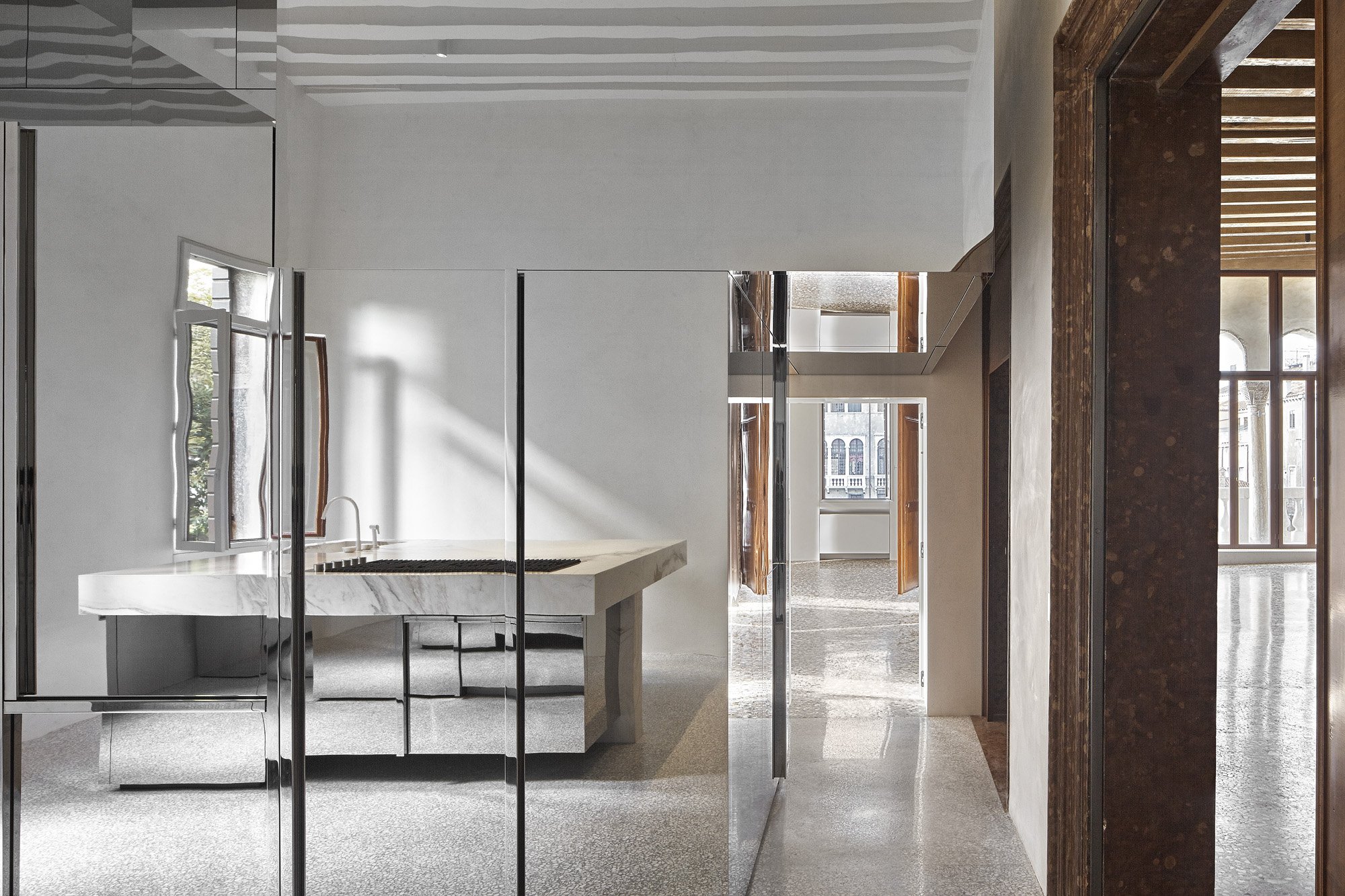 Gianni Botsford Architects Ltd — 5729_AC_1705